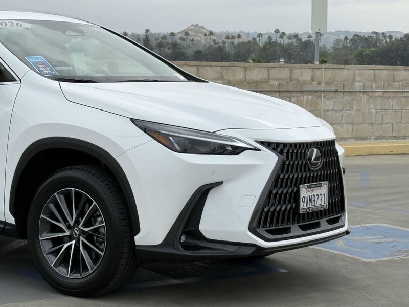Used 2026 Lexus NX 350hImage 3