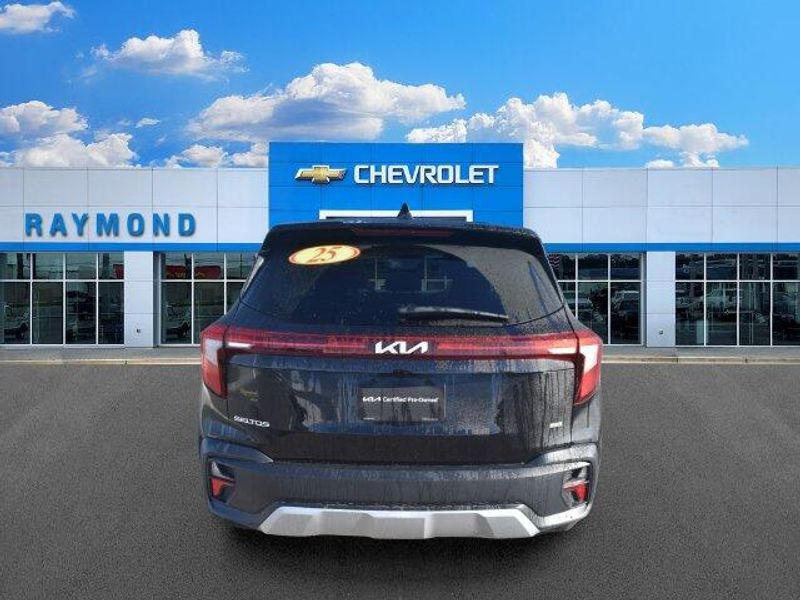 Used 2025 Kia Seltos LXImage 5