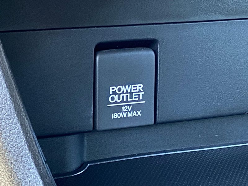 Used 2018 Honda Clarity Plug-In Hybrid TouringImage 23