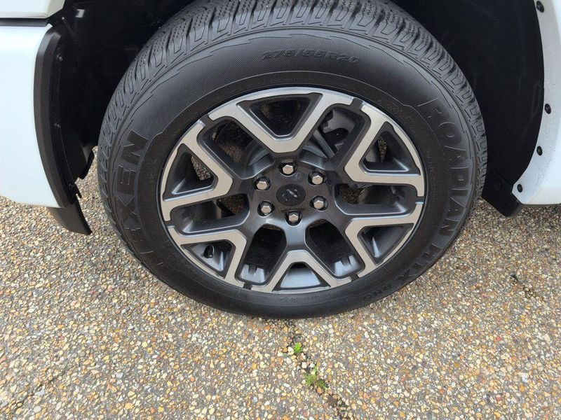 New 2025 RAM 1500 Laramie Crew Cab 4x4 5