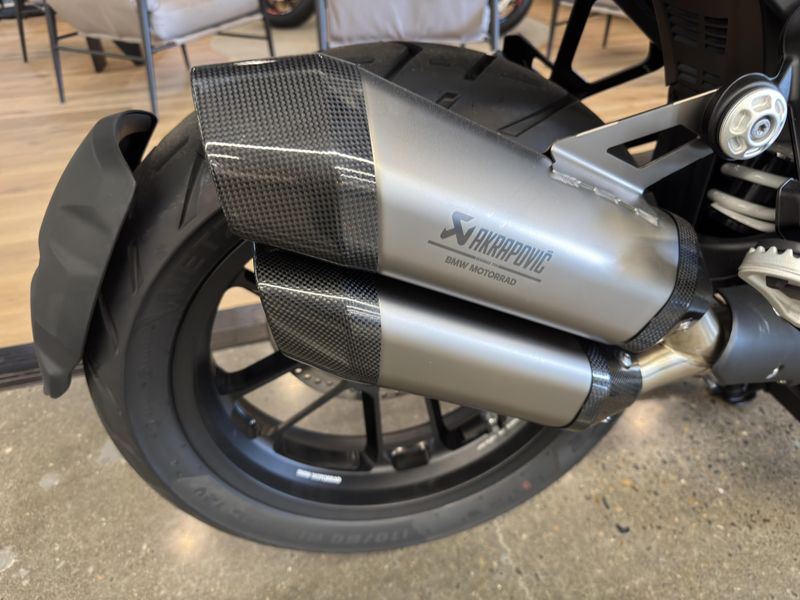 2025 BMW R 1300 GS Adventure - AUTOMATIC SHIFT ASSISTANT - RACING RED 