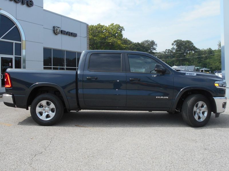 2025 RAM 1500 Big Horn Crew Cab 4x4 5