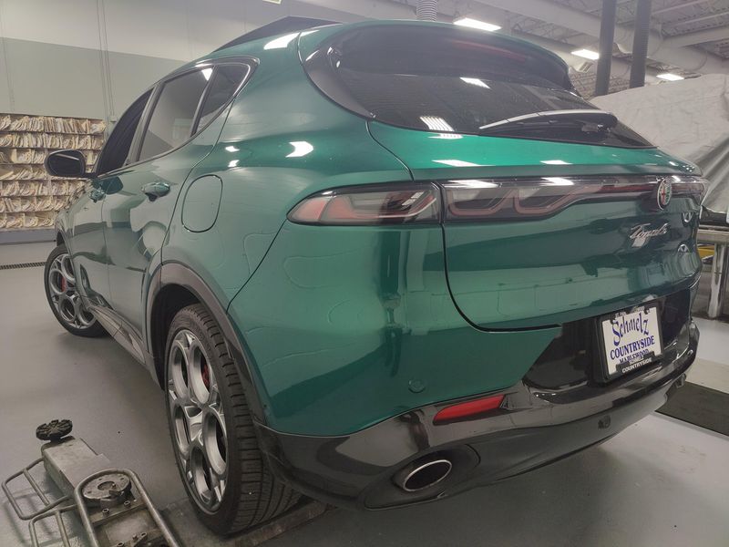 2024 Alfa Romeo Tonale Veloce Premium eAWD w/Sunroof/ActivImage 12