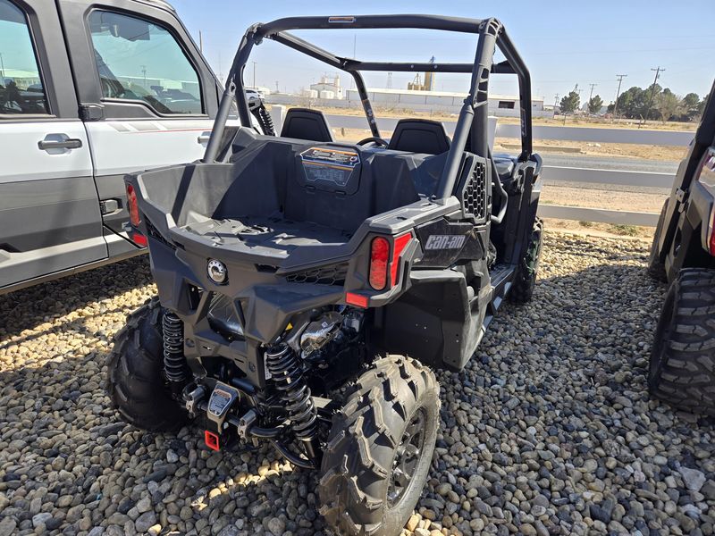 2025 Can-Am MAVERICK TRAIL DPS 700 TRIPLE BLACKImage 6