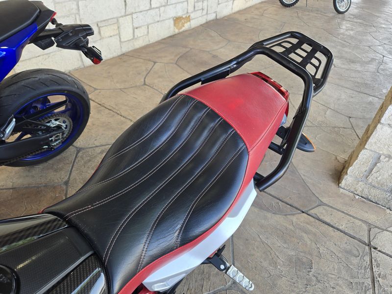 USED 2022 INDIAN MOTORCYCLE FTR 1200 R CARBON Image 13