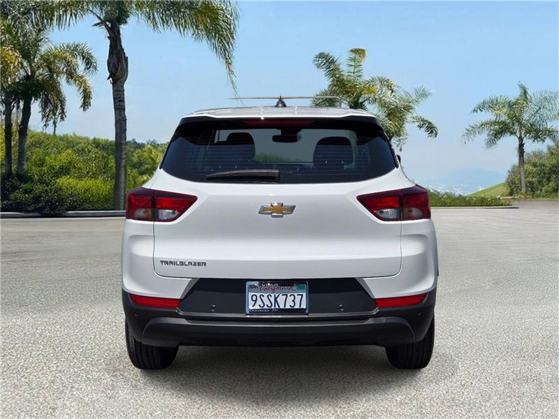 Used 2025 Chevrolet Trailblazer FWD 4dr LS