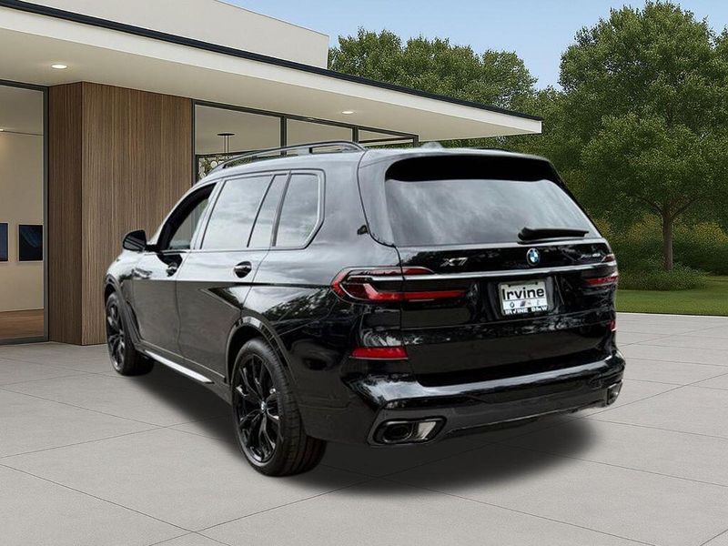 New 2026 BMW X7 xDrive40iImage 12