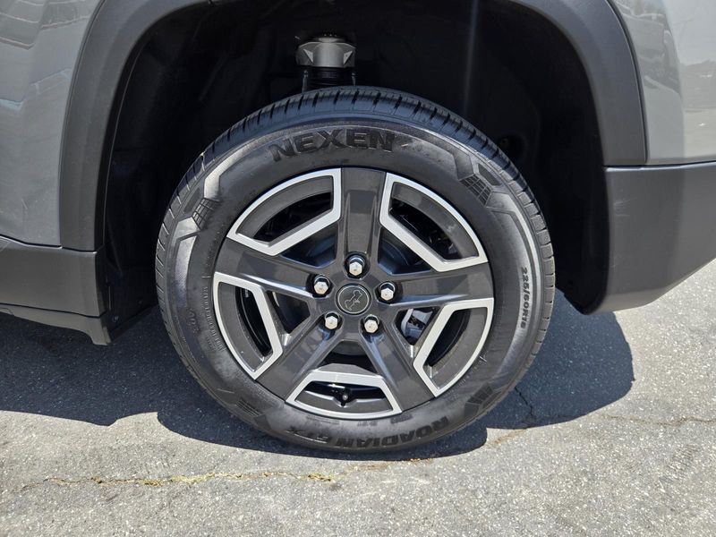 New 2026 Jeep Cherokee Limited 4x4