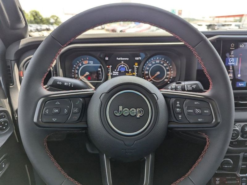 2024 Jeep Wrangler 4-door RubiconImage 27