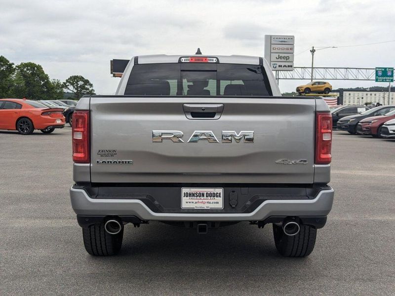 2025 RAM 1500 Laramie Crew Cab 4x4 5