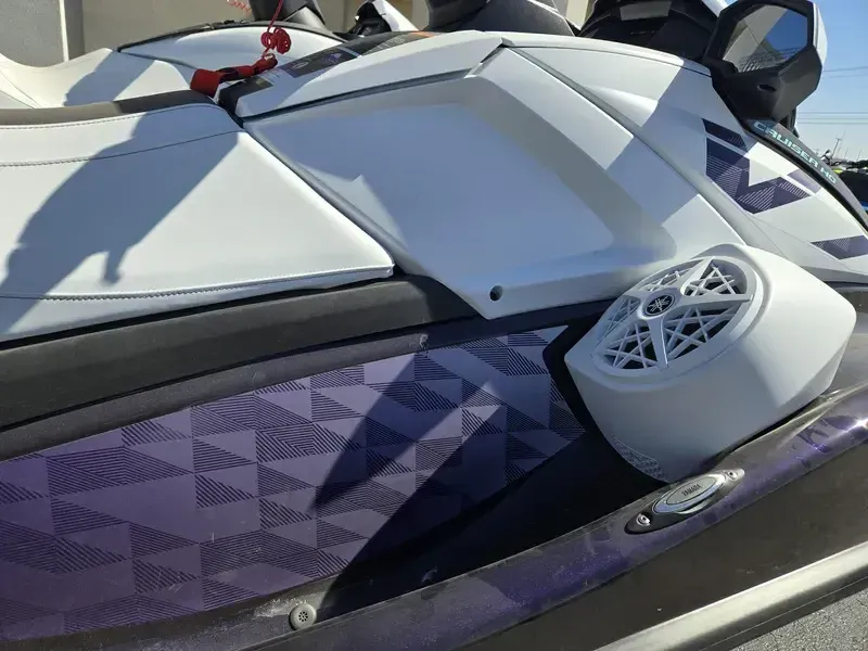 NEW 2026 YAMAHA VX CRUISER HO WITH AUDIO Image 10