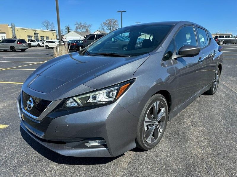 2020 Nissan Leaf SVImage 9