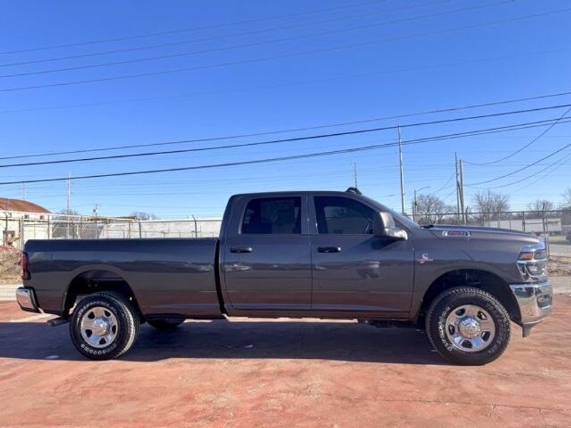 New 2025 RAM 2500 Tradesman Crew Cab 4x4 8