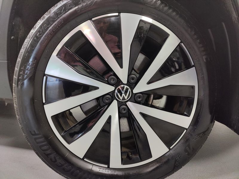 Used 2022 Volkswagen Taos SE 4-Motion AWDImage 24