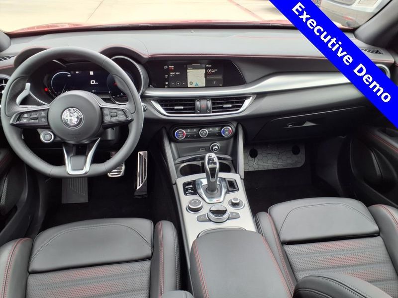 New 2025 Alfa Romeo Stelvio Tributo Italiano AwdImage 12