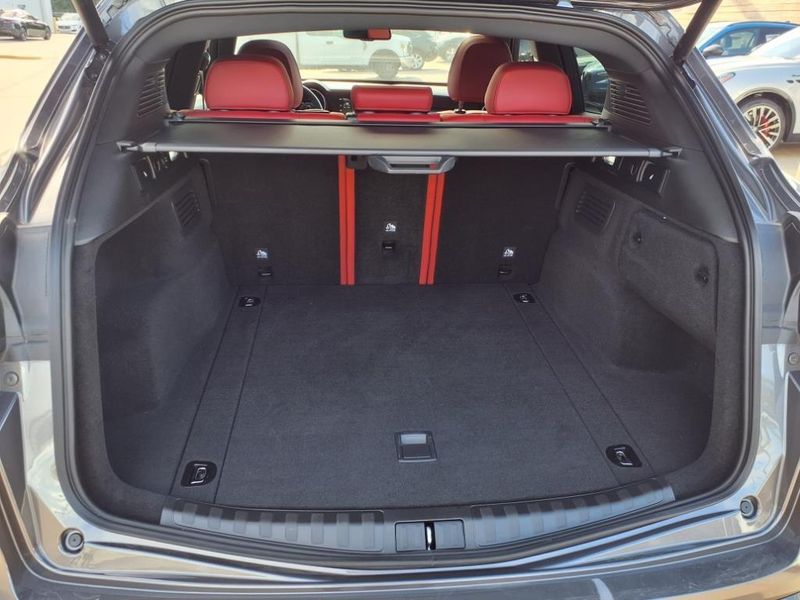 Used 2024 Alfa Romeo Stelvio TiImage 15