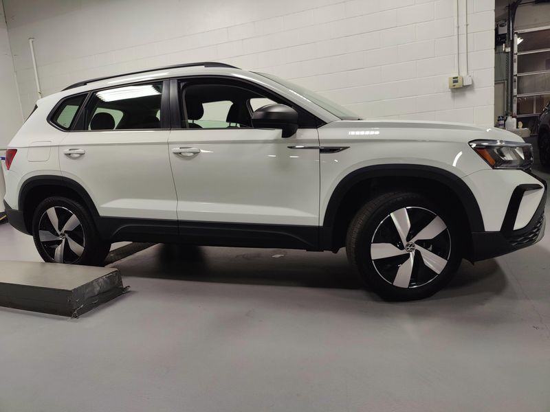 Used 2024 Volkswagen Taos S 4-Motion AWDImage 3