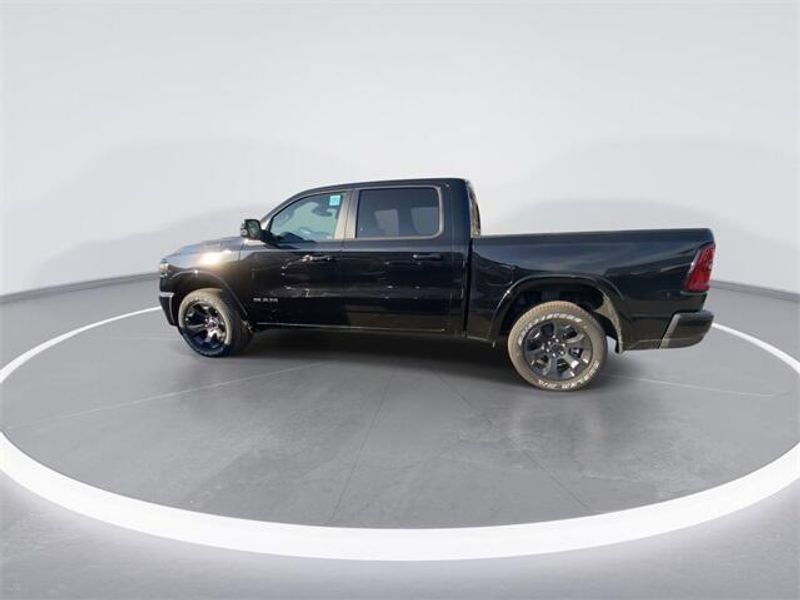 2025 RAM 1500 Big Horn Crew Cab 4x2 5