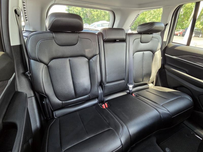 Used 2023 Jeep Grand Cherokee Limited