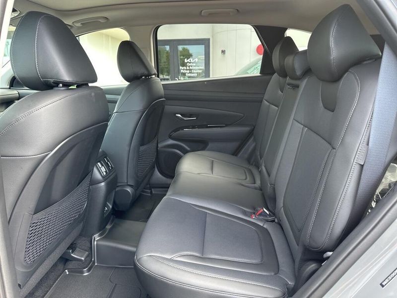 Used 2025 Hyundai Tucson LimitedImage 22