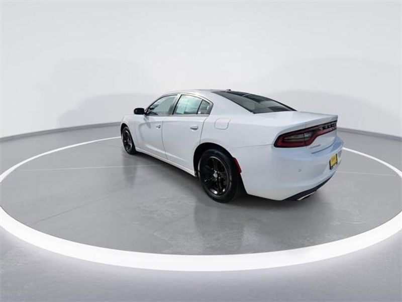 2021 Dodge Charger SXTImage 6