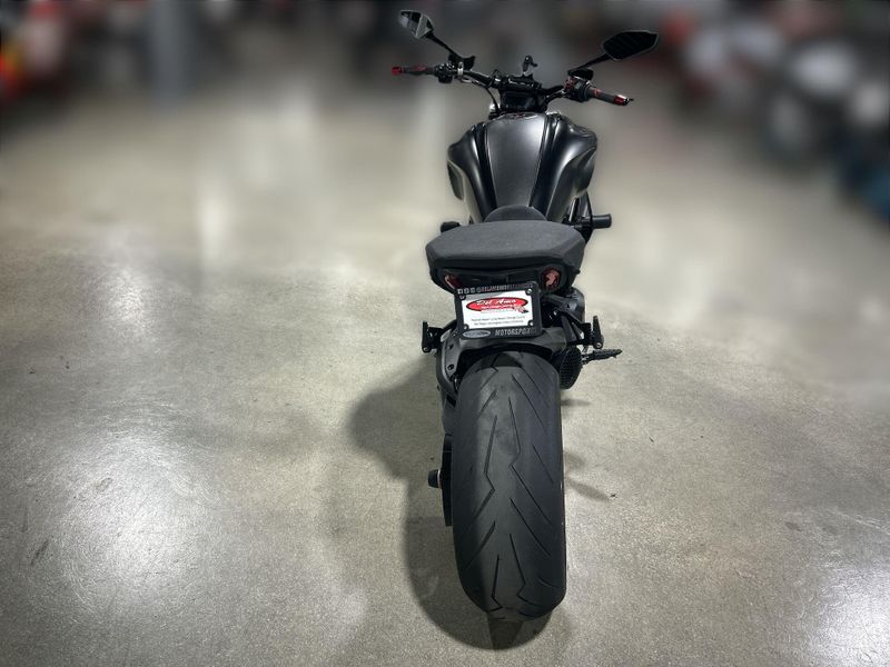 Used 2020 Ducati DIAVEL1260 Image 16