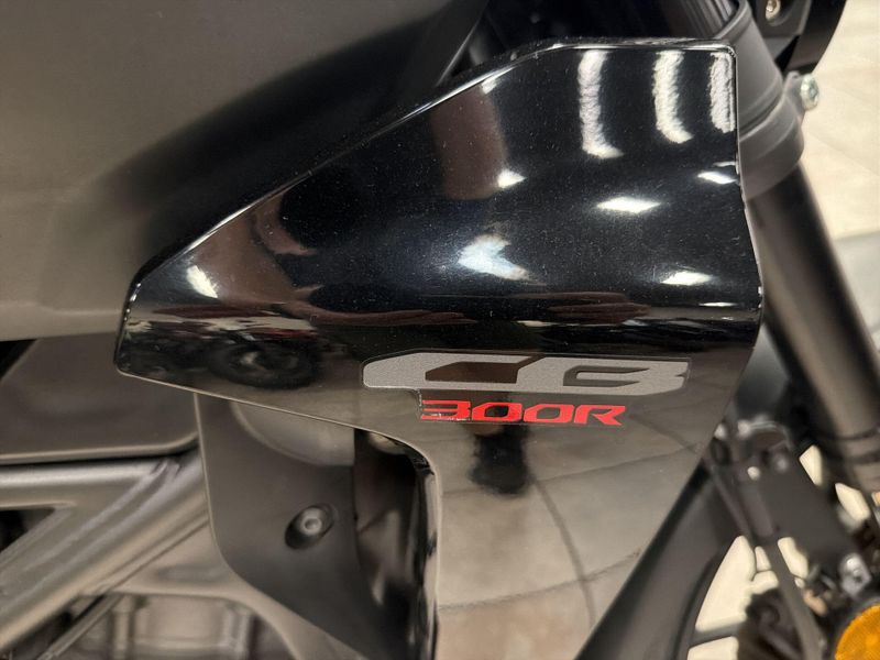 Used 2023 Honda CB300R ABS Image 27