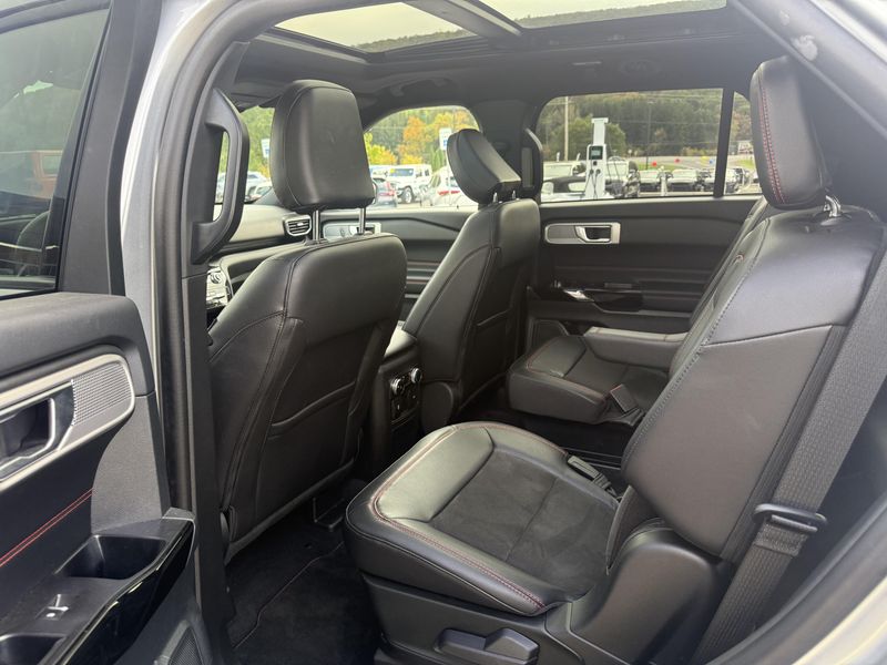 Used 2023 Ford Explorer St-line