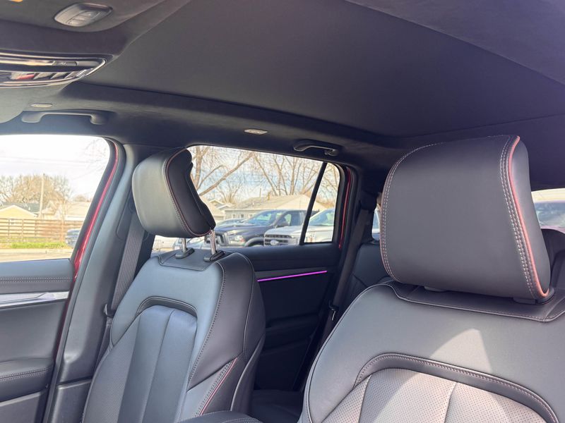 2024 Wagoneer S Launch EditionImage 11