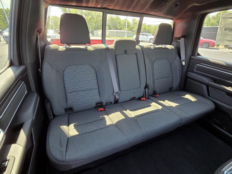 New 2026 RAM 1500 Big Horn Crew Cab 4x4 5'7' Box