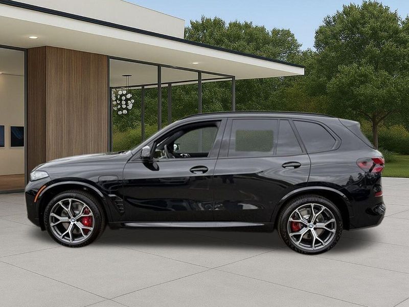 New 2026 BMW X5 xDrive50eImage 13