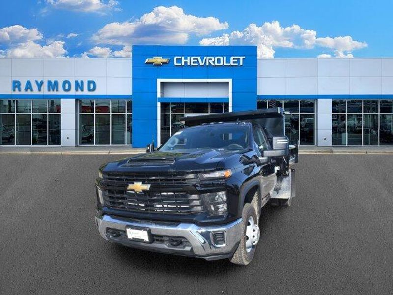 New 2026 Chevrolet Silverado 3500HD Work TruckImage 8