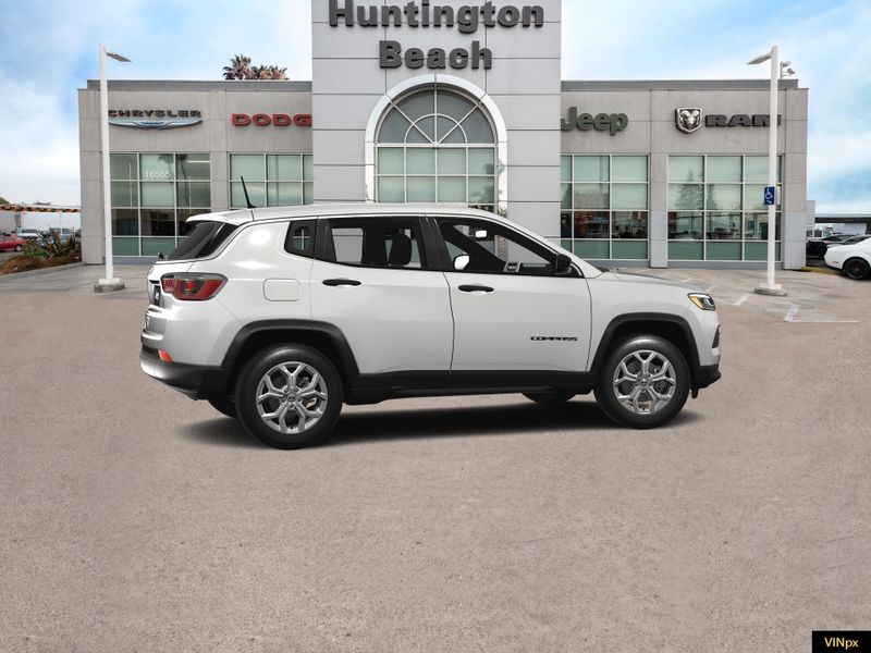 2025 Jeep Compass Sport 4x4Image 15