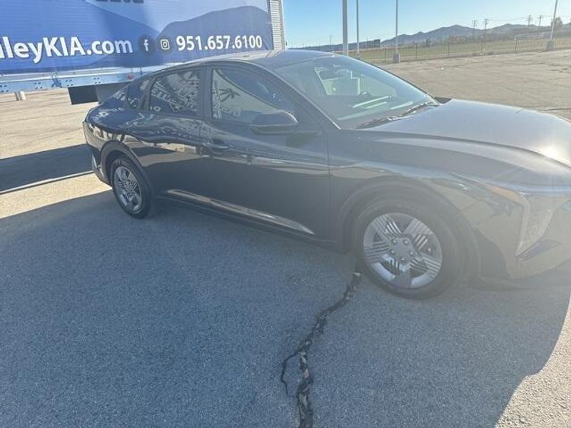 Used 2025 Kia K4 LXImage 4