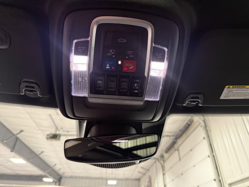 Used 2020 RAM 1500 LimitedImage 23