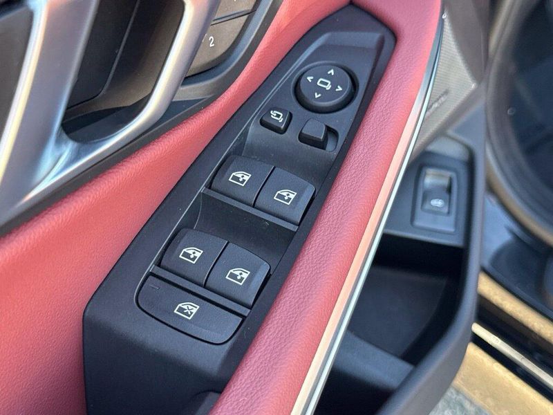 Used 2026 BMW 3 Series 330iImage 18
