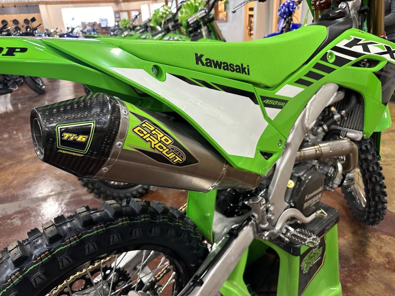 2025 Kawasaki KX450SR LIME GREEN Image 8