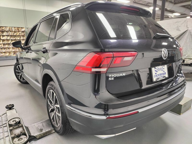 Used 2020 Volkswagen Tiguan SE AWD w/SunroofImage 11