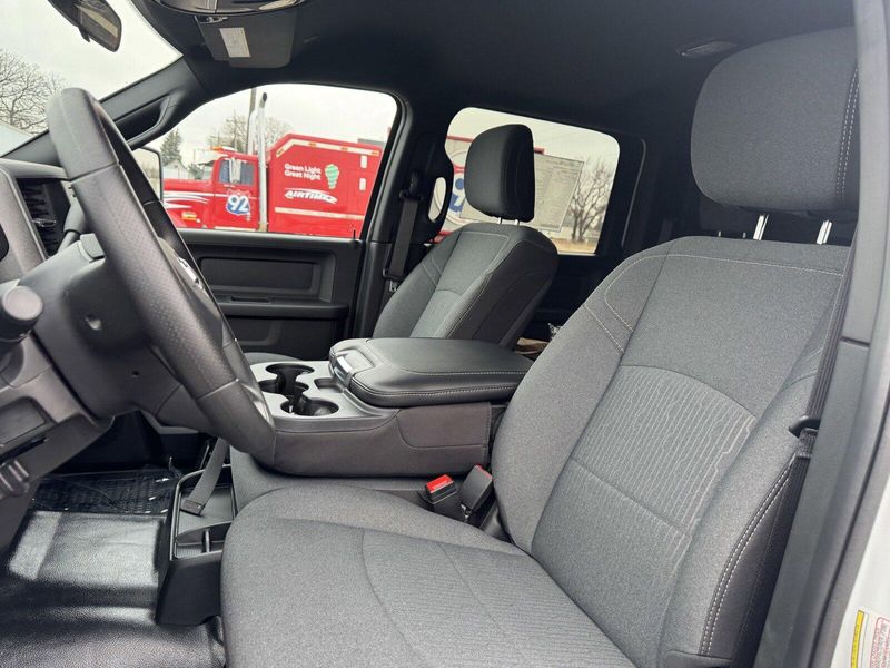 2024 RAM 3500 Chassis Cab TradesmanImage 10