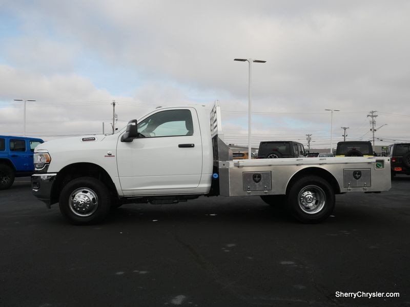 2024 RAM 3500 Tradesman Chassis Regular Cab 4x4 60