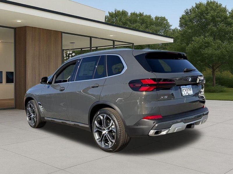 New 2026 BMW X5 xDrive40iImage 6