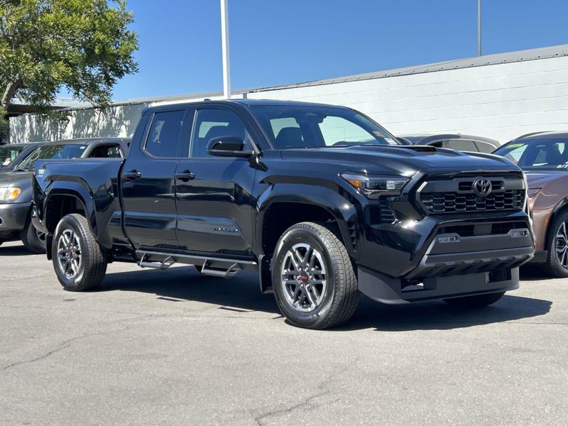 New 2025 Toyota Tacoma TRD SportImage 2
