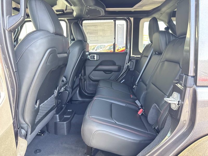New 2026 Jeep Wrangler 4-door Rubicon X