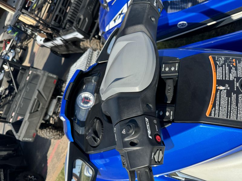 2017 Yamaha FX SVHO AZURE BLUE Image 8