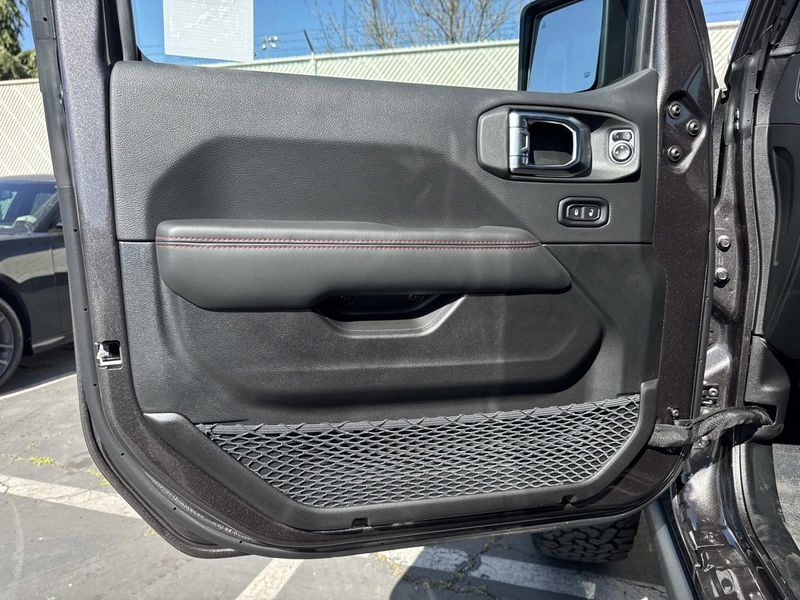 New 2026 Jeep Wrangler 4-door Rubicon X