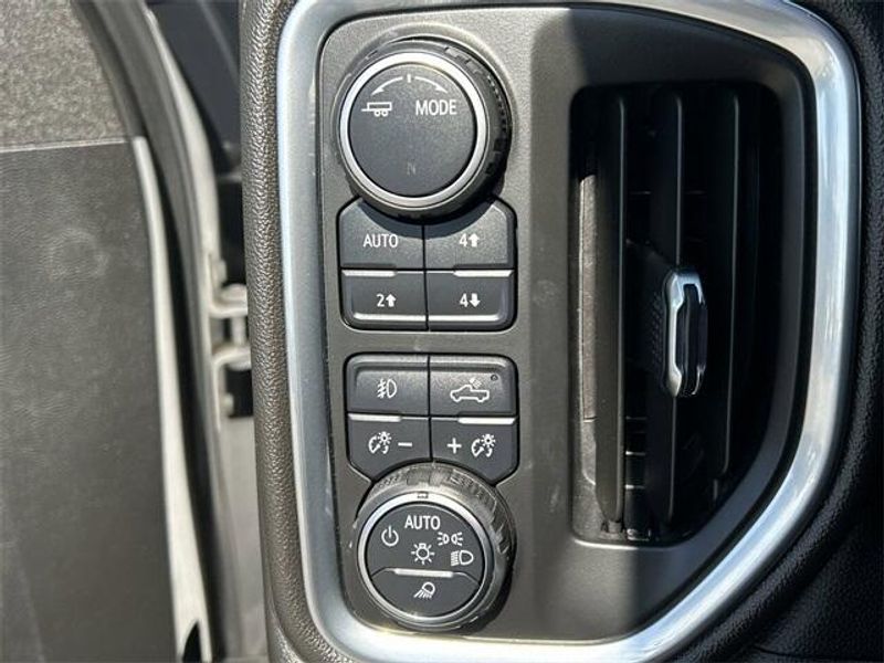 Used 2022 Chevrolet Silverado 1500 LTD High CountryImage 30