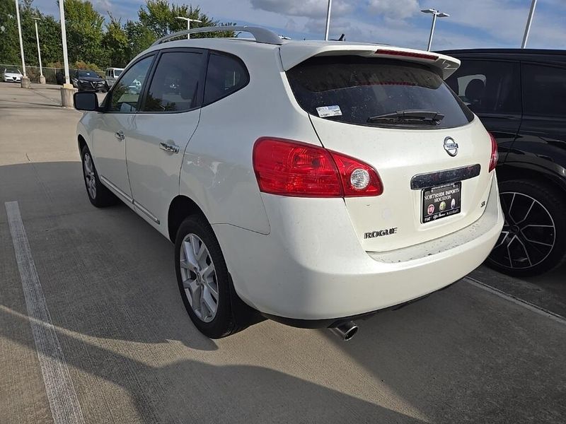 Used 2013 Nissan Rogue SLImage 4