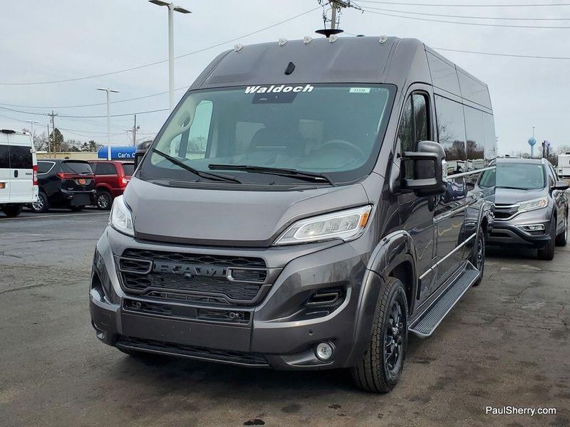 New 2024 RAM Promaster 3500 Slt+ Window Van High Roof 159