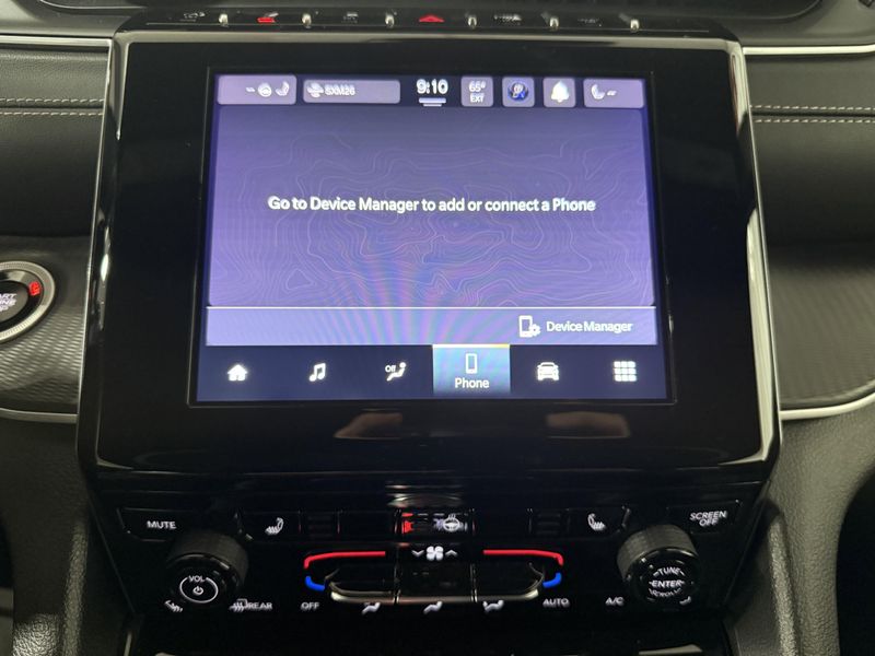 Used 2024 Jeep Grand Cherokee L LaredoImage 34