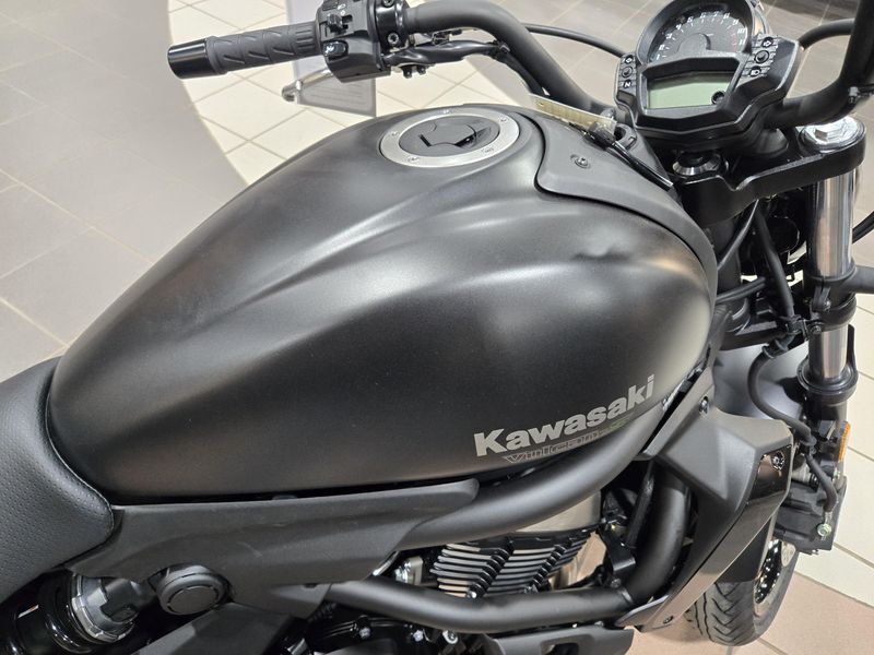 2025 Kawasaki VULCAN S METALLIC FLAT SPARK BLACK Image 11